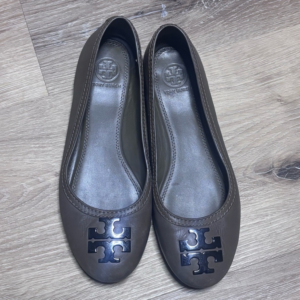 Tory Burch Women's Lowell tan Ballet Flats size 7.5